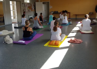 groupe de yogini